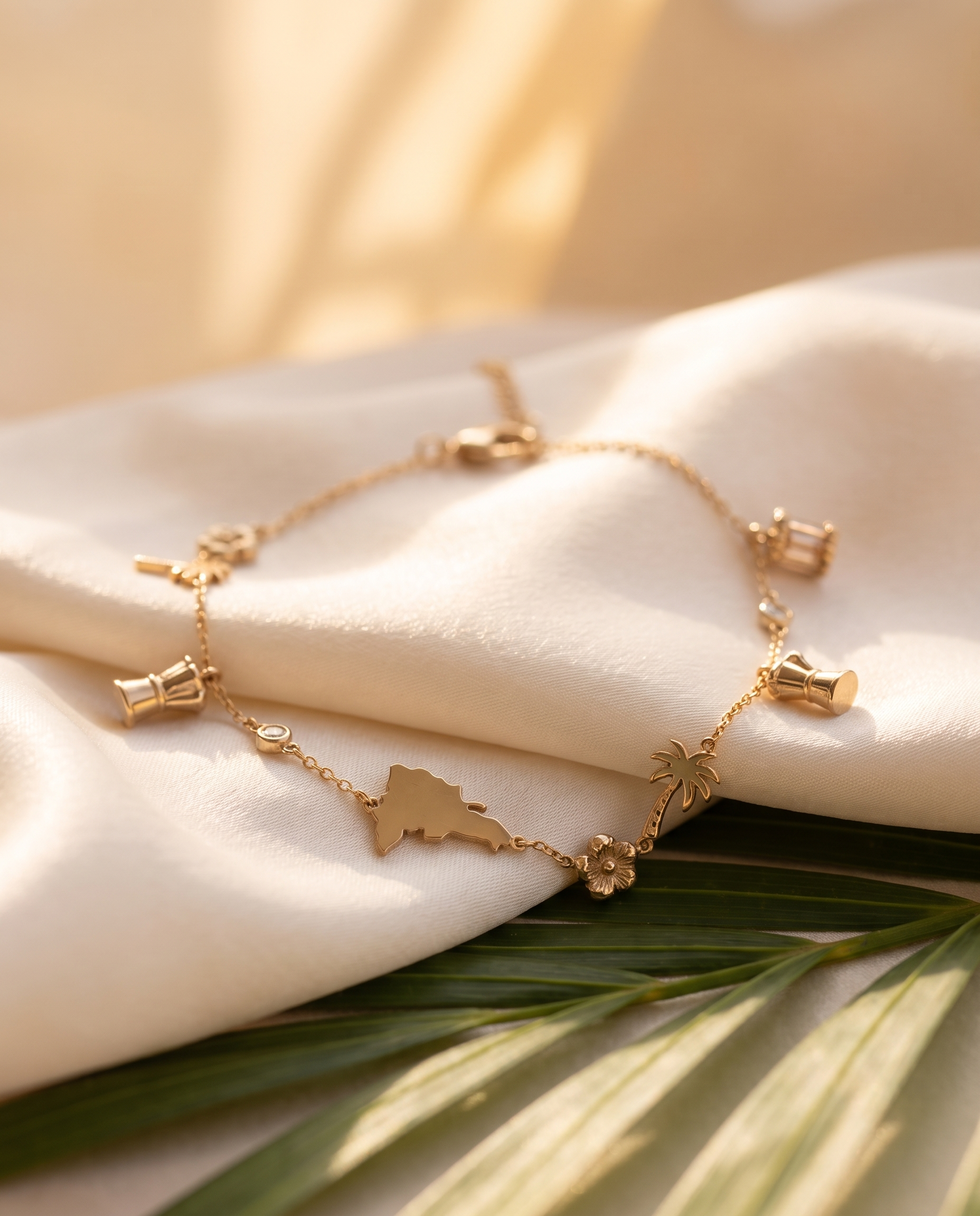 La Isla Charm Bracelet 🇩🇴