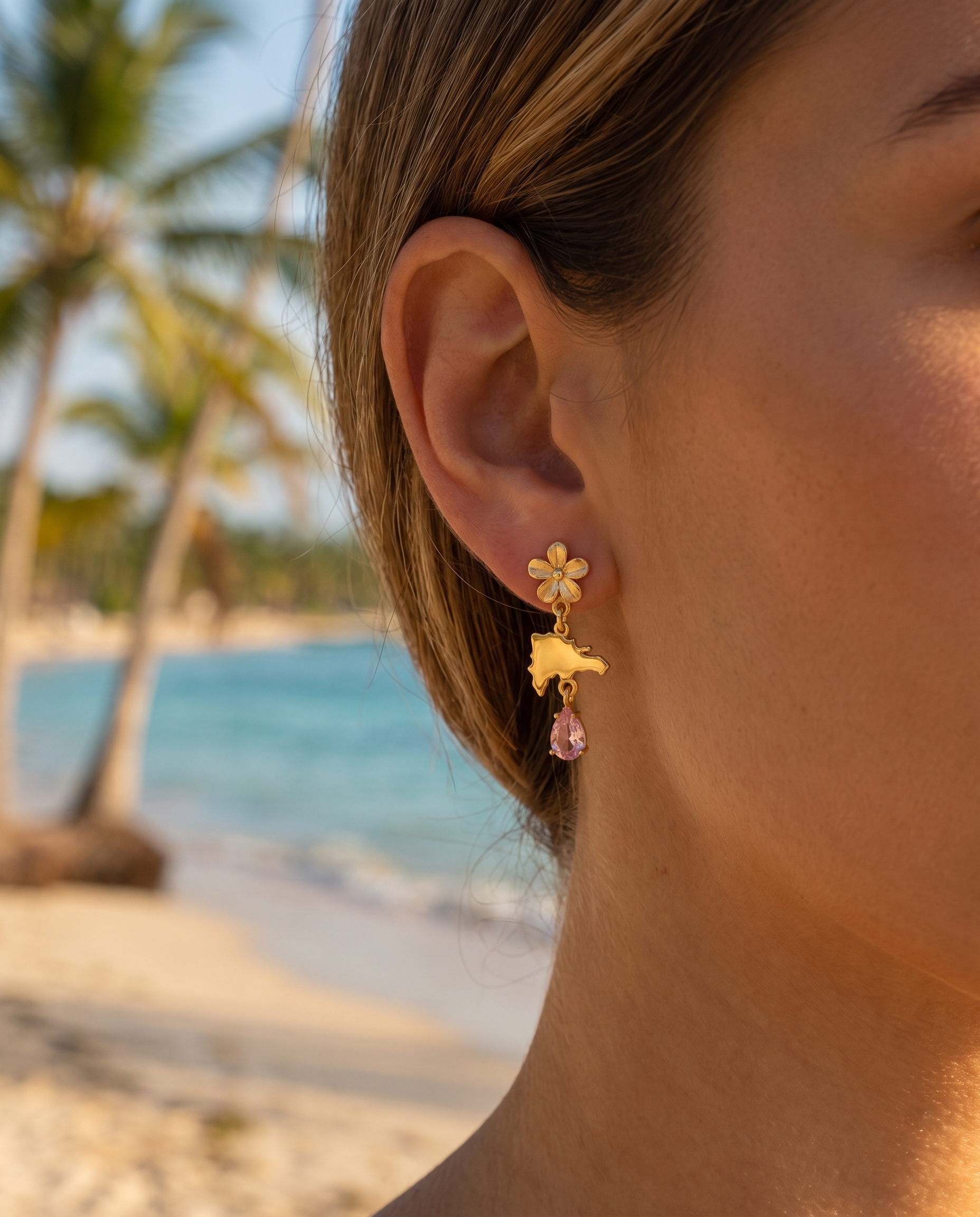 La Isla Charm Earrings 🇩🇴